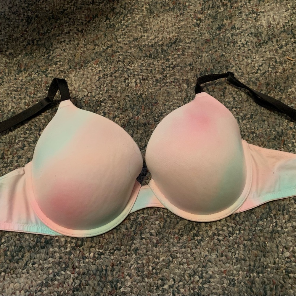 PINK wear everywhere t-shirt bra